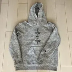 THE NORTH FACE グレー パーカー SAPPORO