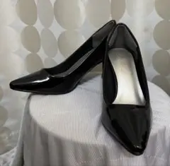 エナメル ブラック ポインテッドトゥ ハイヒール
