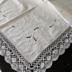 ヴィンテージハンド刺繍 リネンテーブルクロス - メルカリ