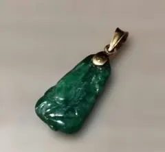 翡翠 ペンダント 2.1g