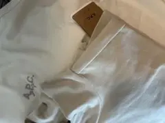 ち*こ様 【6万円相当】APC2枚セット★未使用新品タグ付き★S/Mサイズ長袖ゴのサムネイル