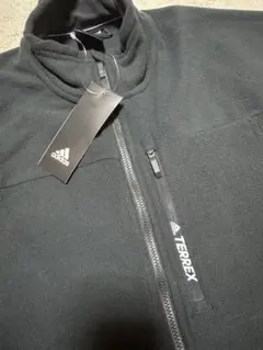 新品　Mサイズ　アディダス　TERREX フリース