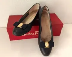 Salvatore Ferragamo パンプス ヴァラ ブラック