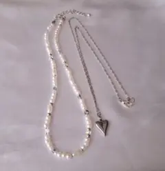 No.8　ビーズネックレス　ハンドメイド　重ね付け2個セット　ハート　パール風