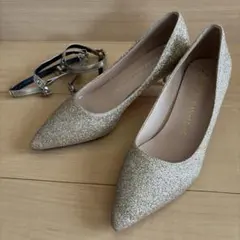 THE URBAN BLANCHE ゴールド グリッターパンプス 24cm