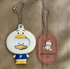 フォトバッジ付きマスコット　ペックル　サンリオ