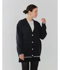 【最終お値下げ】yori 圧縮ニットカーディガン yori 圧縮ニットカーディガン