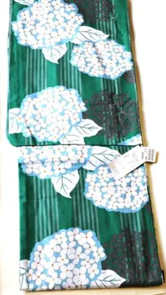 Item thumbnail for item 8299d3d4-8927-42b4-940b-a1f3451e2773