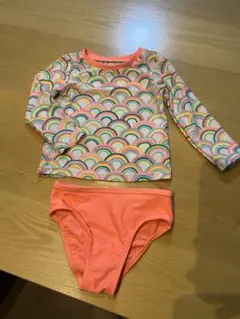 ギャップ　ベビー水着　90センチ　セパレート　ラッシュガード