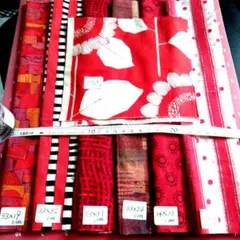 D　赤系生地カットクロス 6枚セット。パッチワークに。