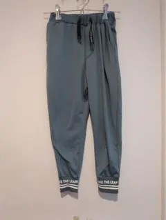 キッズ・長ズボン・ロングパンツ・120？・緑・薄手