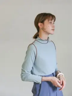 ＊ 新品タグ付き select MOCA ハイネックリンキングニュアンストップス