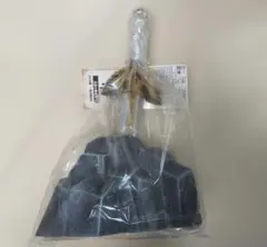 ロトの剣 フィギュア 岩の台座付き ニジゲンノモリ ドラクエ福引 伝説
