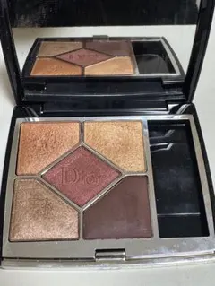 Dior アイシャドウ サンククルールクチュール 689 ミッツァ