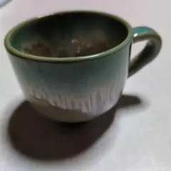 青緑色のマグカップ