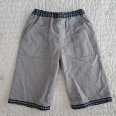 ファミリア　グレー ハーフパンツ チェック柄　リバーシブル　110