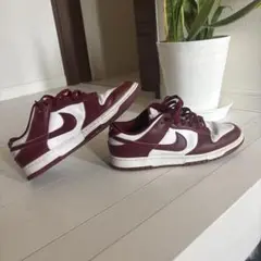 NIKE DUNK LOW バーガンディ ホワイト