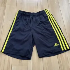 adidas ハーフパンツ サイズ140
