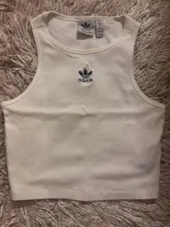 adidas エッセンシャルズリブタンクトップ