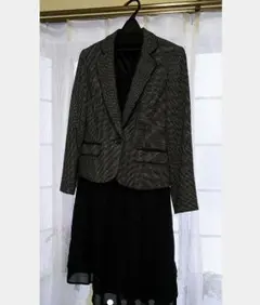 セレモニースーツ