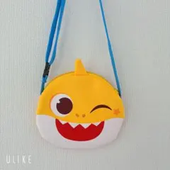 BABY SHARK ポシェット ショルダー　ベイビーシャーク　べべフィンのサムネイル