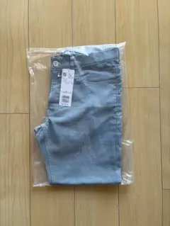 a.v.v アンクルパンツのサムネイル