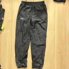UNDER ARMOUR キッズ ウィンドパンツ ブラック