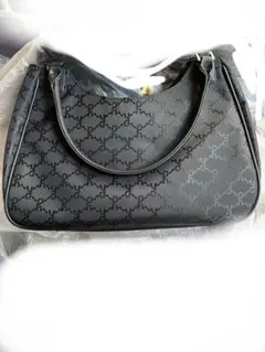 新品ロベルタディカメリーノ ハンドバッグ 黒 未使用　早い者勝ち‼️売り切り‼️