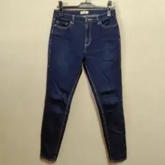 Item thumbnail for item 2fe30f3a-cada-47c1-8c58-3235fbf47de3