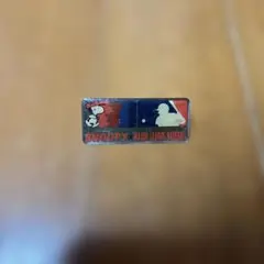 SNOOPY MLB コラボ　ピンバッチのサムネイル