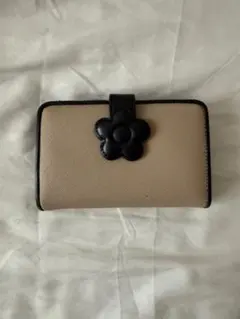 MARYQUANT 財布 ベージュ×黒