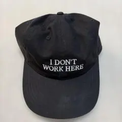 I DON'T WORK HERE キャップのサムネイル