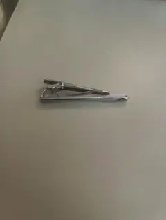 シルバーカラー ネクタイピンのサムネイル