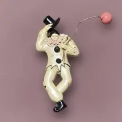 昭和レトロ　アンティーク　ピエロ モチーフ ブローチ
