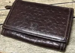 COACH コーチ　シグネチャー　エンボスレザー　折り財布