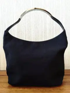 美品　GUCCI　グッチ　メタルハンドル　ワンショルダーバッグ　ブラック