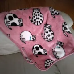 猫柄ブランケット　ひざ掛け