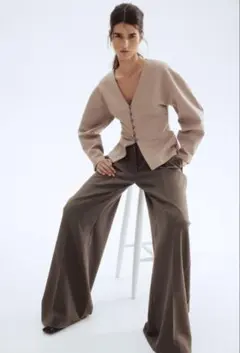 H&M ウエストシェイプカーディガン