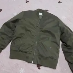 ジャンパーのサムネイル