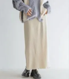 LOWRYS FARM シャイニーベロアタイトスカート