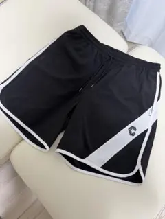新品タグ付き クロノス ハーフパンツ Lサイズのサムネイル