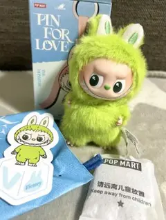 【POPMART】PIN FOR LOVE イニシャルラブブ『V』