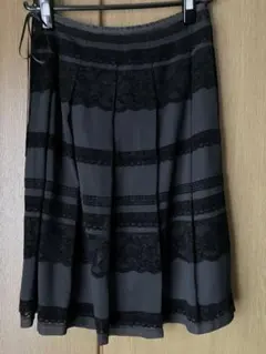 美品！MEDOCメドックフレアスカート 9号 レース装飾