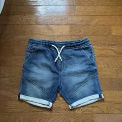 ZARA MANデニムショートパンツ Sサイズのサムネイル