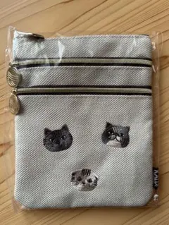 KALDI 猫刺繍 3層マルチポーチ 猫の日