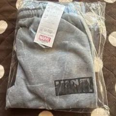 新品　MARVEL 　スエット　グレー