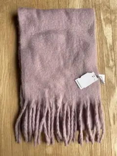 薄いピンク フリンジ付きマフラー