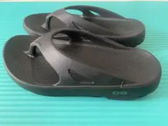 OOFOS リカバリーサンダル ブラックのサムネイル