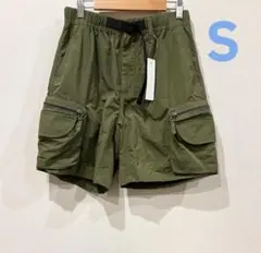 新品タグ付きGUナイロンカーゴショーツSサイズオリーブ　ハーフパンツ　ジーユー