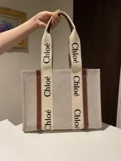 Chloe クロエ Woody ウッディ ラージ トートバッグのサムネイル
